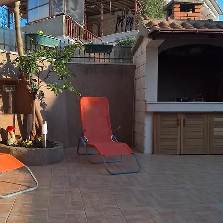 拉瓦纳公寓酒店 特罗吉尔