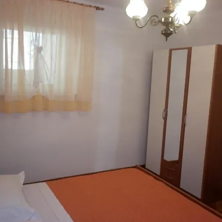 Ivona דירה טרוגיר